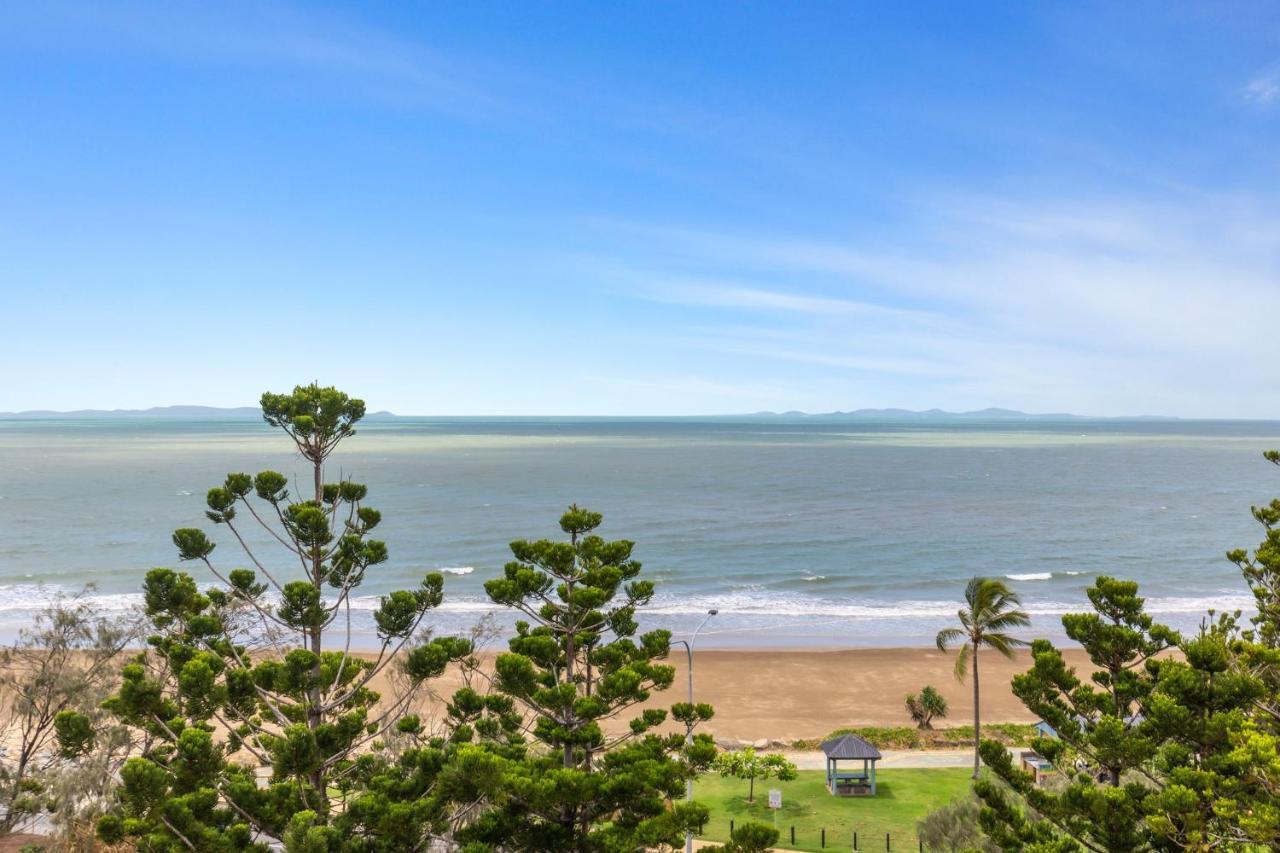 Bayview Tower Hotel Yeppoon Exterior photo