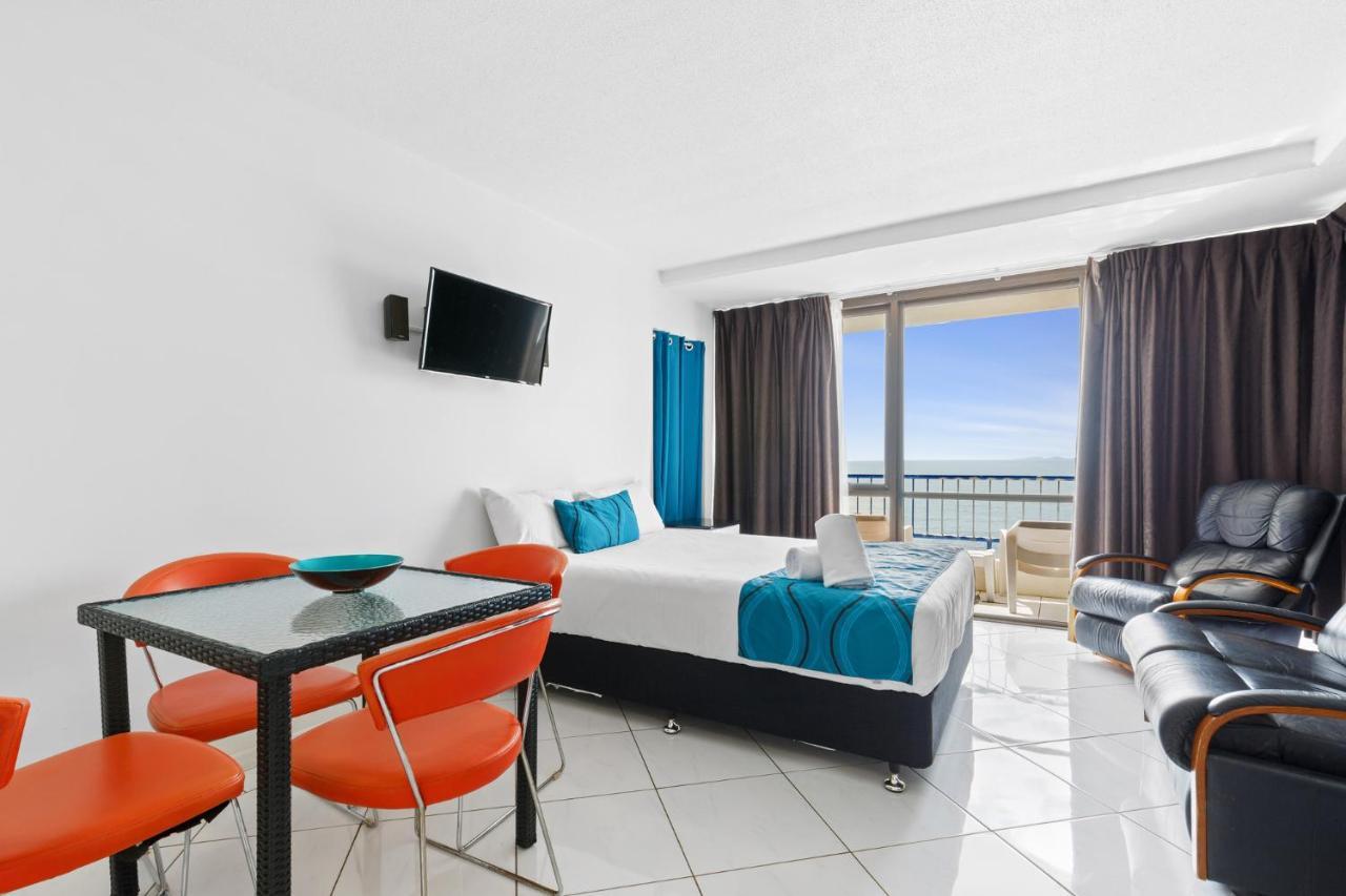 Bayview Tower Hotel Yeppoon Exterior photo