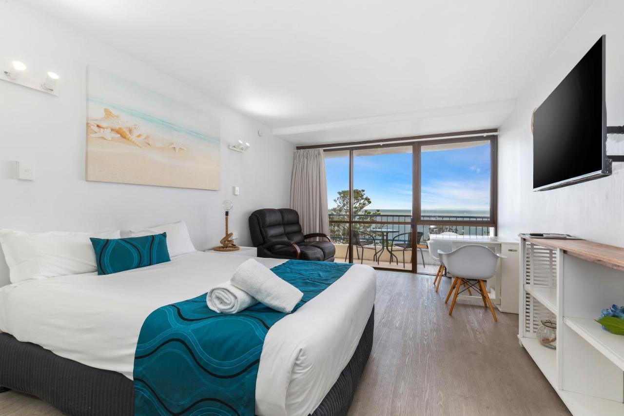 Bayview Tower Hotel Yeppoon Exterior photo