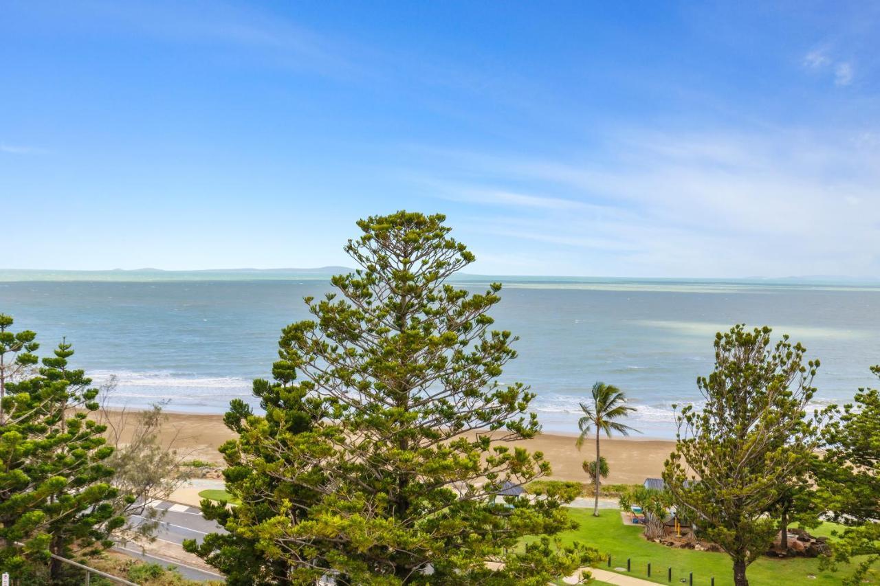 Bayview Tower Hotel Yeppoon Exterior photo