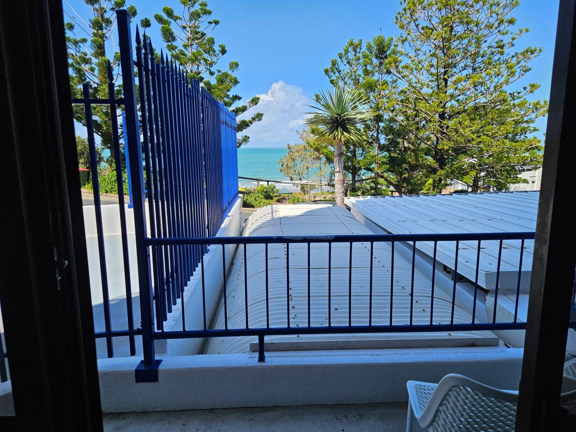 Bayview Tower Hotel Yeppoon Exterior photo