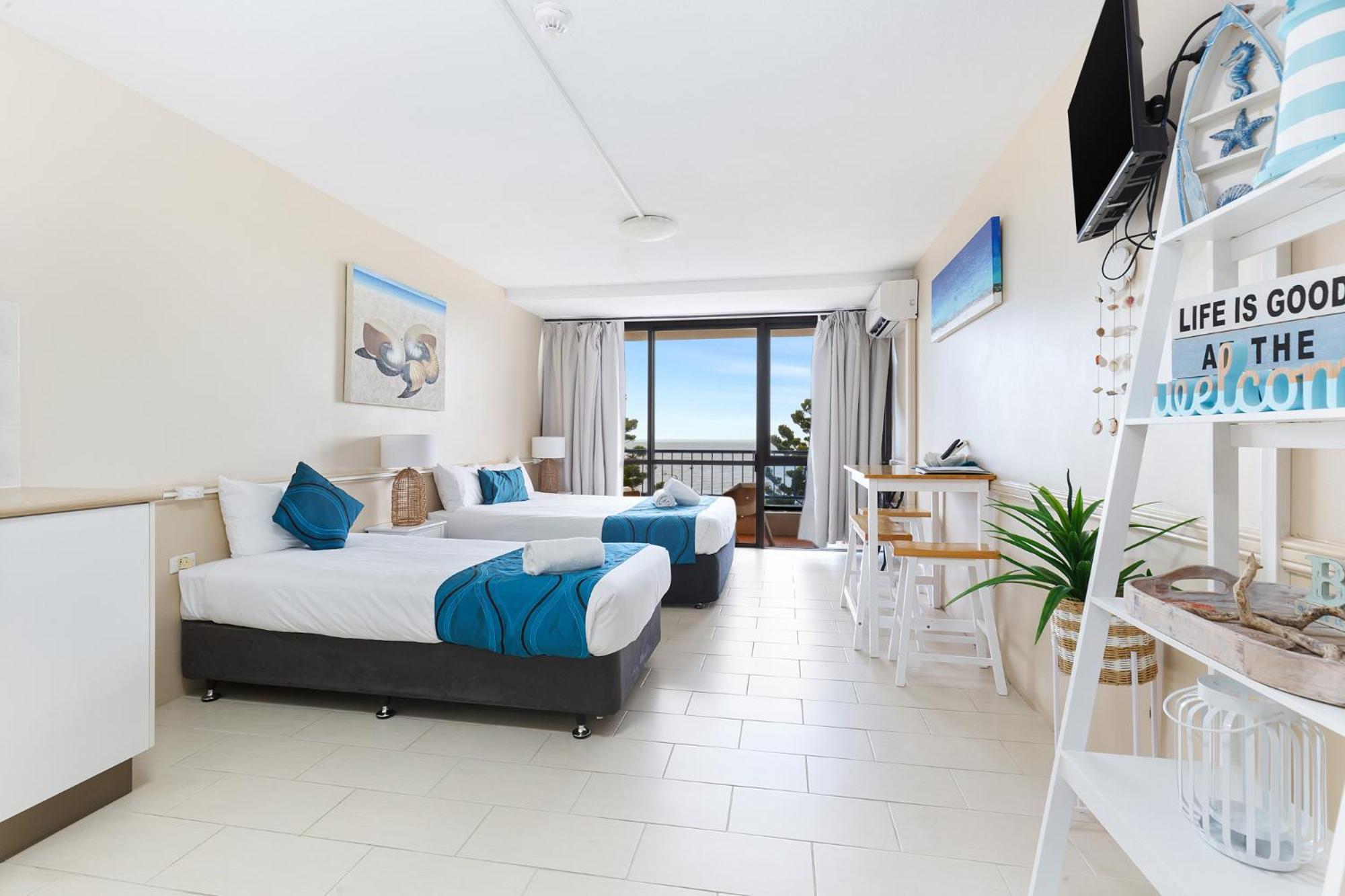 Bayview Tower Hotel Yeppoon Exterior photo