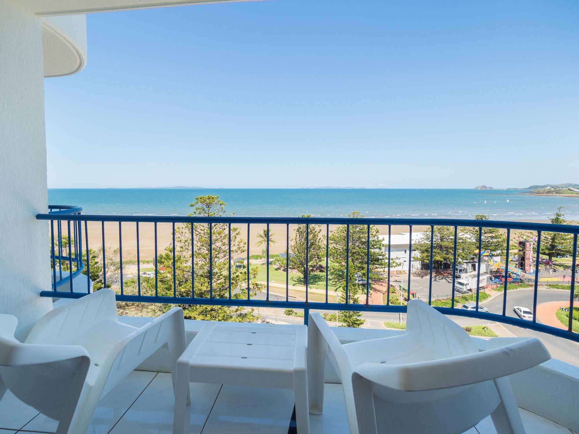 Bayview Tower Hotel Yeppoon Exterior photo